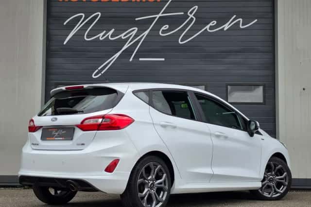 Ford Fiesta (2021) thumbnail 5