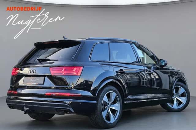 Audi Q7 (2017) thumbnail 5