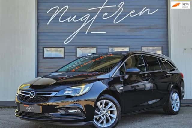 Opel Astra Sports Tourer (2019) thumbnail 1