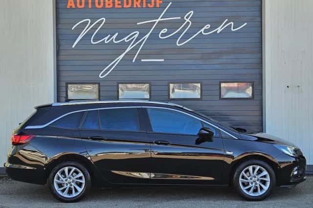 Opel Astra Sports Tourer (2019) thumbnail 4