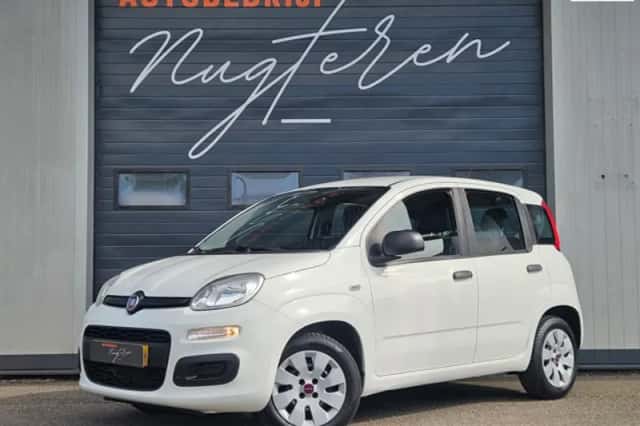 Fiat Panda (2015) thumbnail 1