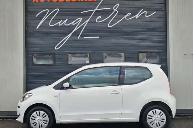 Volkswagen Up! (2014) thumbnail 3