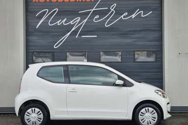 Volkswagen Up! (2014) thumbnail 4