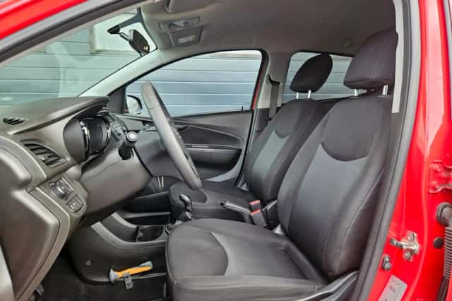 Opel Karl (2018) thumbnail 6