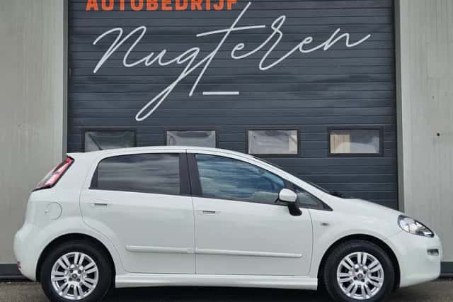 Fiat Punto (2014) thumbnail 4