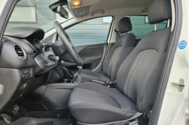 Fiat Punto (2014) thumbnail 6