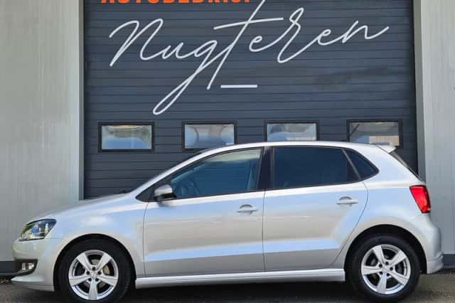 Volkswagen Polo (2015) thumbnail 3