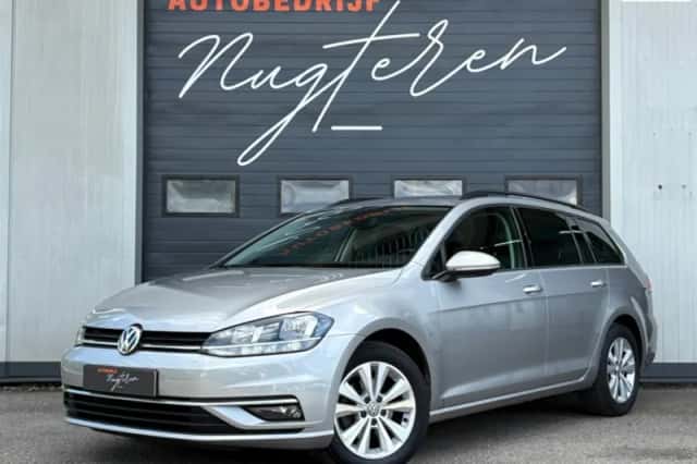 Volkswagen Golf (2018) thumbnail 1