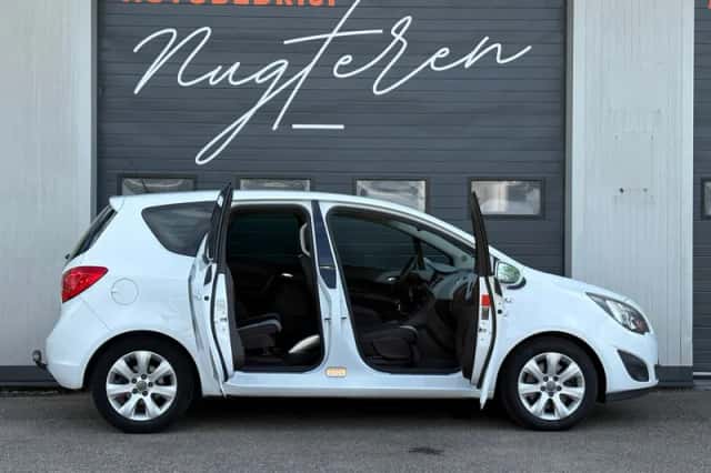 Opel Meriva (2011) thumbnail 4