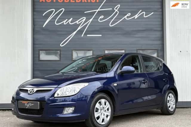Hyundai i30 (2008) thumbnail 1