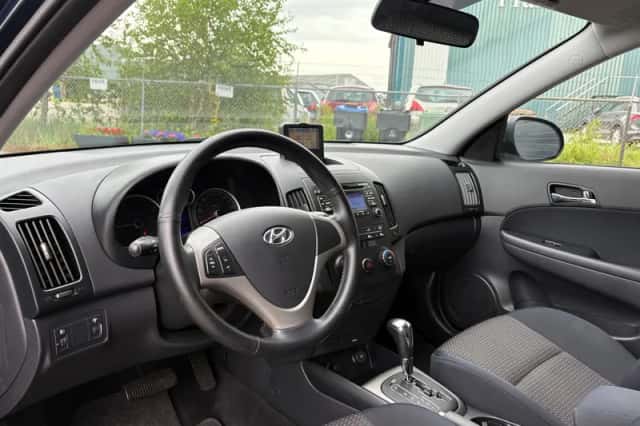 Hyundai i30 (2008) thumbnail 6