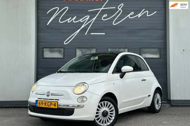 Fiat 500 (2009) thumbnail 2