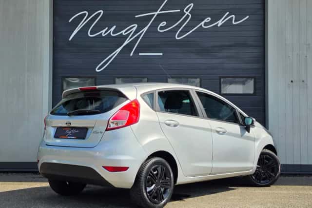 Ford Fiesta (2014) thumbnail 5