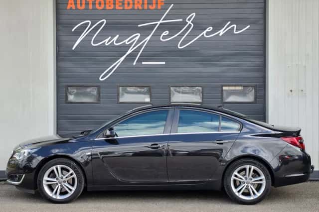 Opel Insignia (2014) thumbnail 3