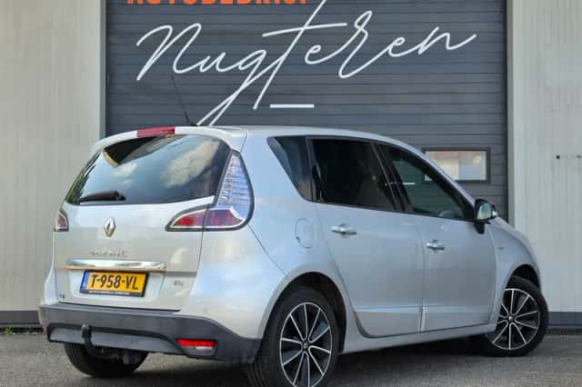 Renault Scénic (2014) thumbnail 5
