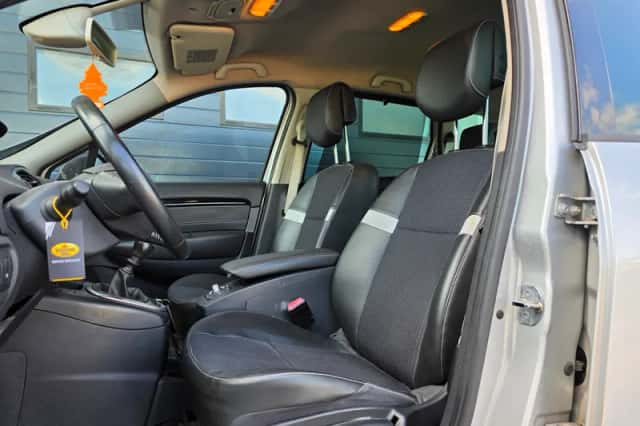 Renault Scénic (2014) thumbnail 6