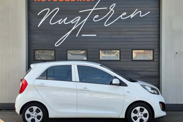 Kia Picanto (2013) thumbnail 4
