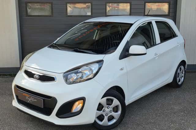 Kia Picanto (2013) thumbnail 6