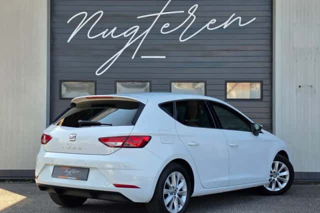 SEAT Leon (2018) thumbnail 5