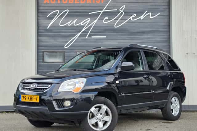 Kia Sportage (2009) thumbnail 2