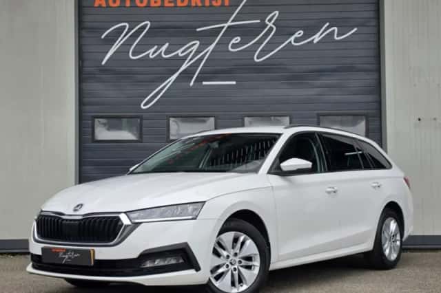 Škoda Octavia (2021) thumbnail 1