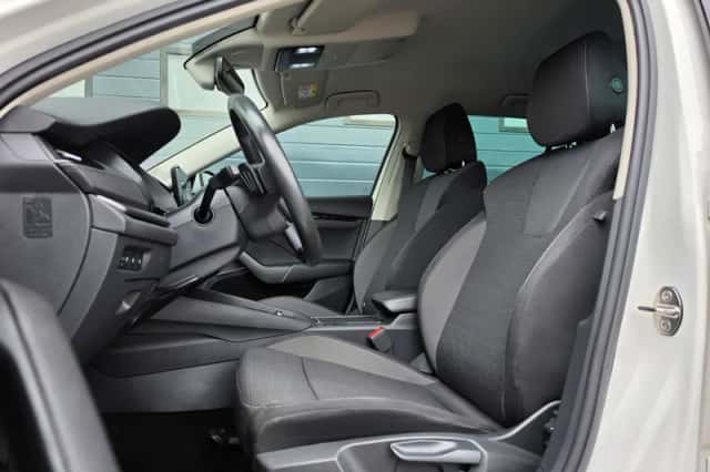 Škoda Octavia (2021) thumbnail 6