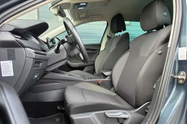 Škoda Octavia (2021) thumbnail 6