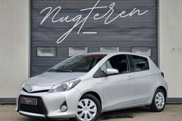 Toyota Yaris (2013) thumbnail 1