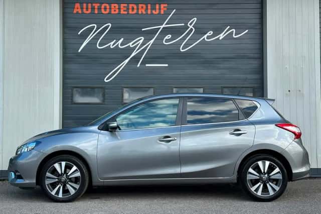 Nissan Pulsar (2016) thumbnail 3