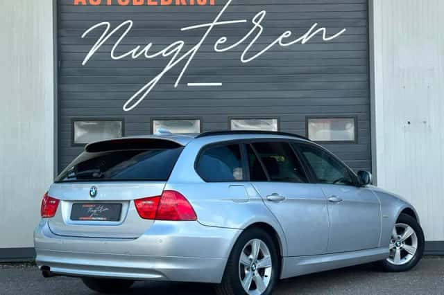 BMW 3-Serie (2011) thumbnail 5