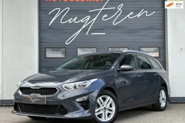 Kia Ceed Sportswagon (2020) thumbnail 1