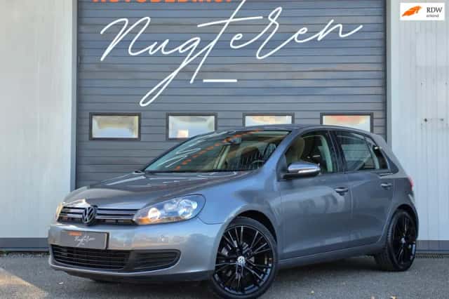 Volkswagen Golf (2012) thumbnail 1