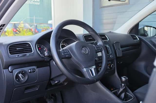 Volkswagen Golf (2012) thumbnail 6