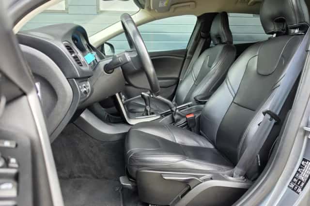Volvo V40 (2018) thumbnail 6