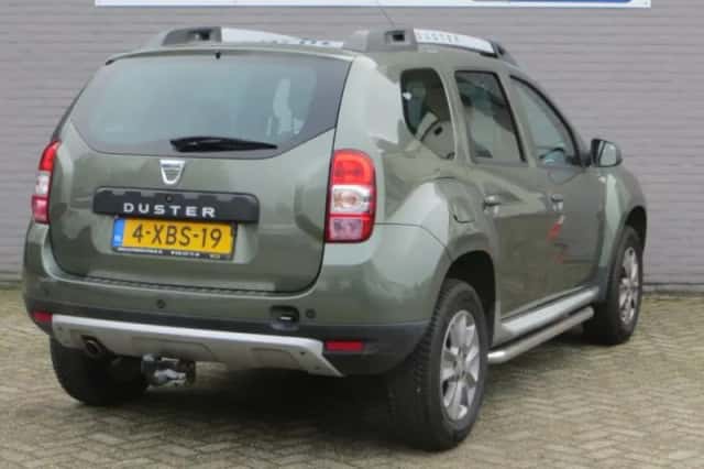Dacia Duster (2014) thumbnail 3