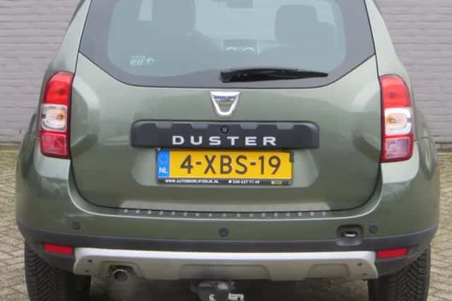 Dacia Duster (2014) thumbnail 4