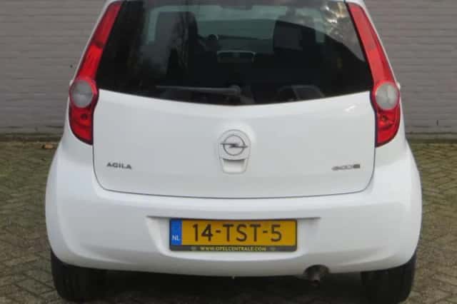 Opel Agila (2012) thumbnail 4