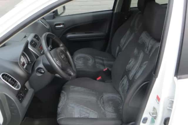 Opel Agila (2012) thumbnail 5