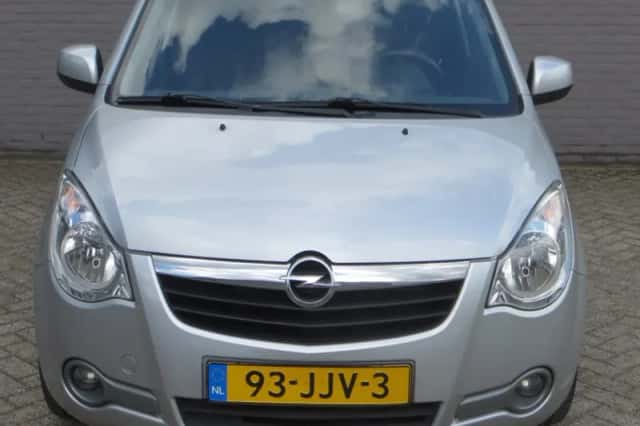 Opel Agila (2009) thumbnail 2
