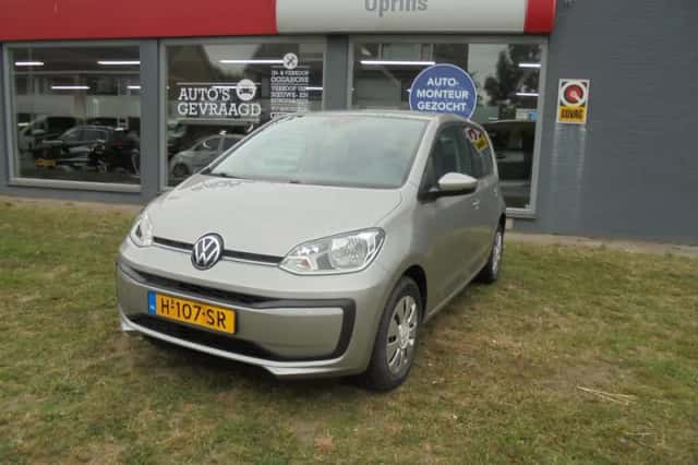 Volkswagen Up! (2020) thumbnail 1
