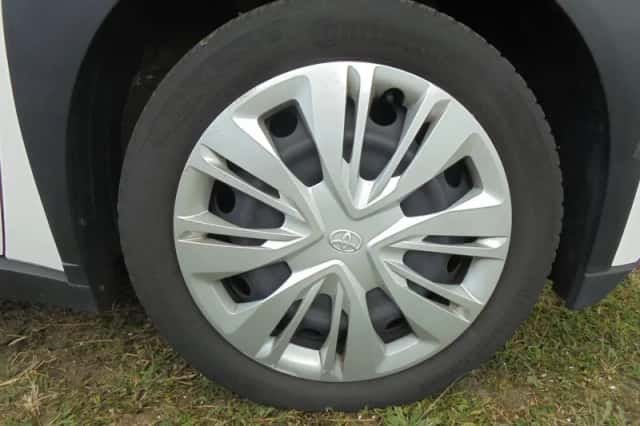 Toyota Aygo (2023) thumbnail 6