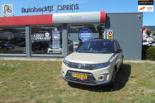 Suzuki Vitara (2022) thumbnail 1