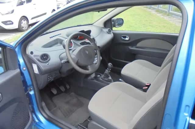Renault Twingo (2011) thumbnail 4