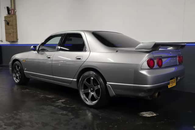 Nissan Skyline (1996) thumbnail 6