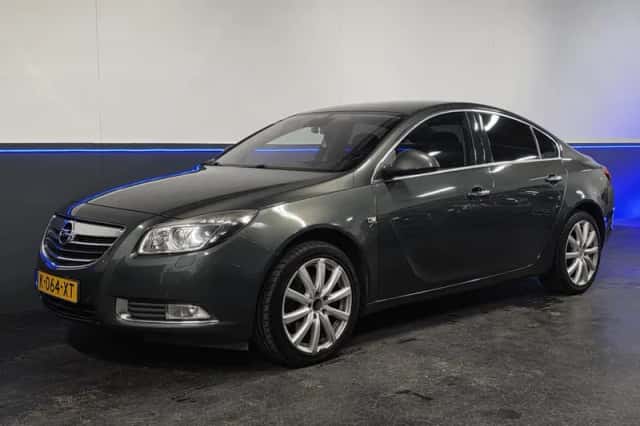 Opel Insignia (2009) thumbnail 4