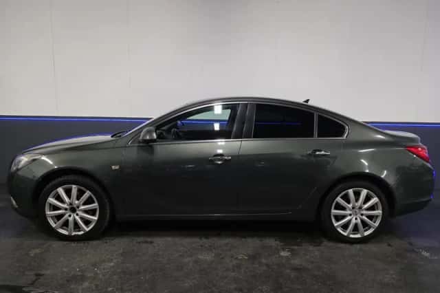 Opel Insignia (2009) thumbnail 5