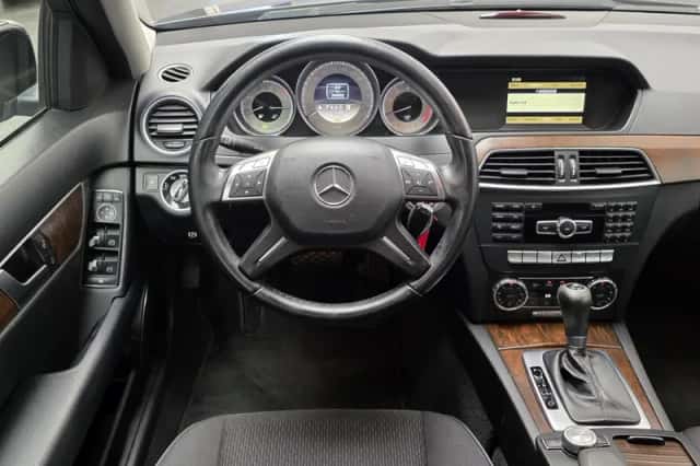 Mercedes-Benz C-Klasse (2012) thumbnail 3