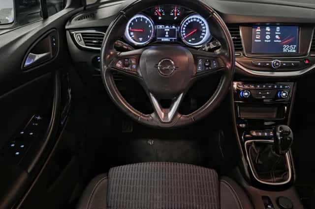 Opel Astra Sports Tourer (2021) thumbnail 2