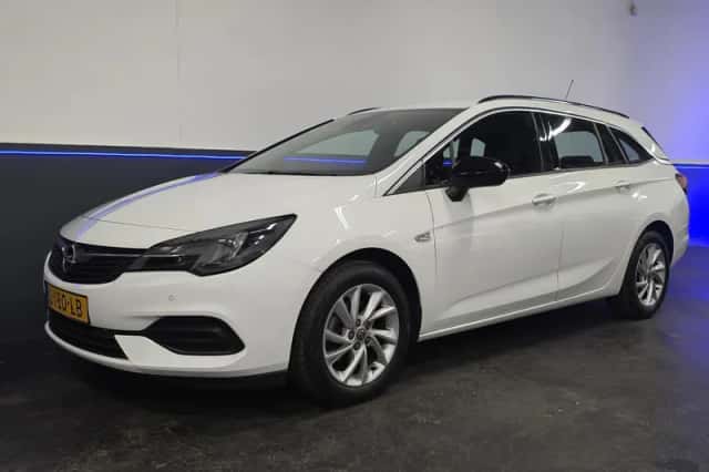 Opel Astra Sports Tourer (2021) thumbnail 4