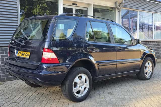 Mercedes-Benz ML-Klasse (2003) thumbnail 5